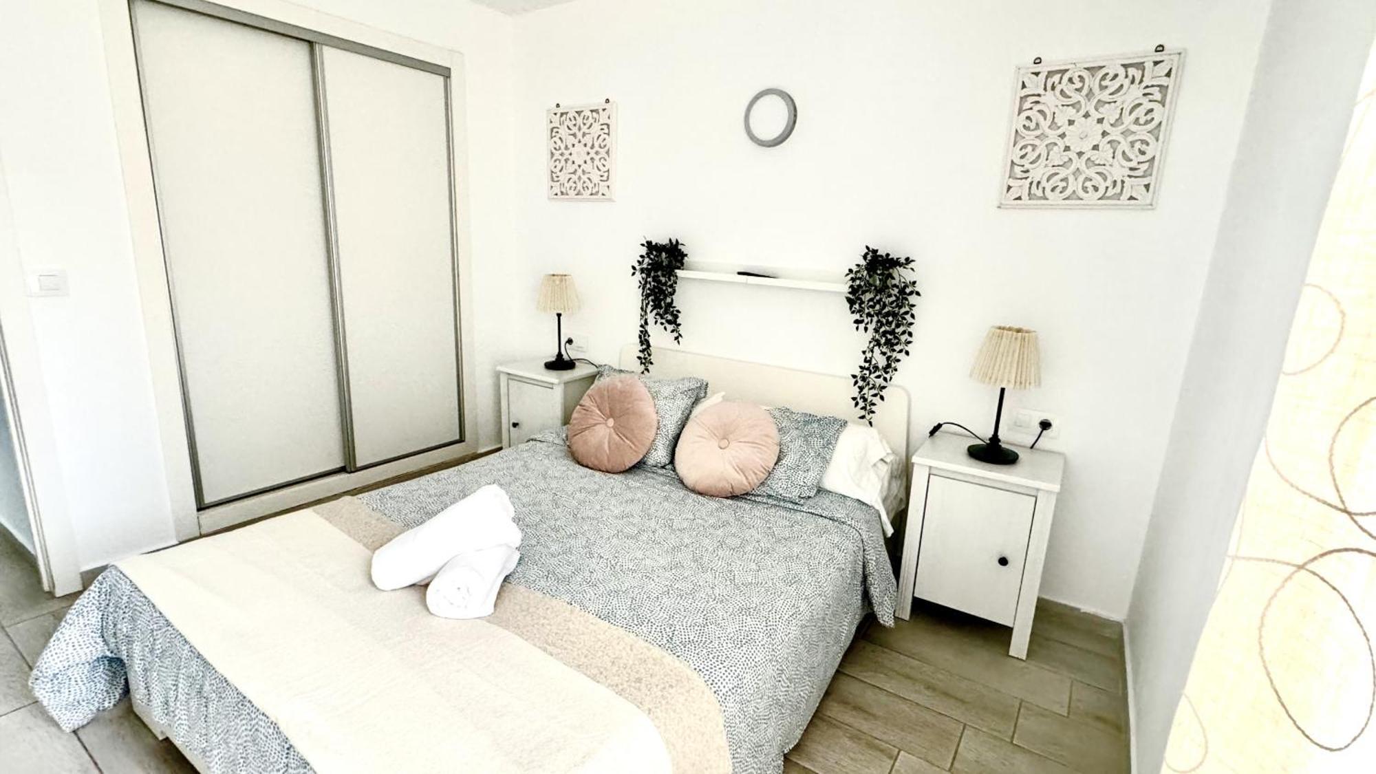 Sur Y Sol Junto Al Mar By Deihu Experiences Appartement Los Cristianos  Buitenkant foto