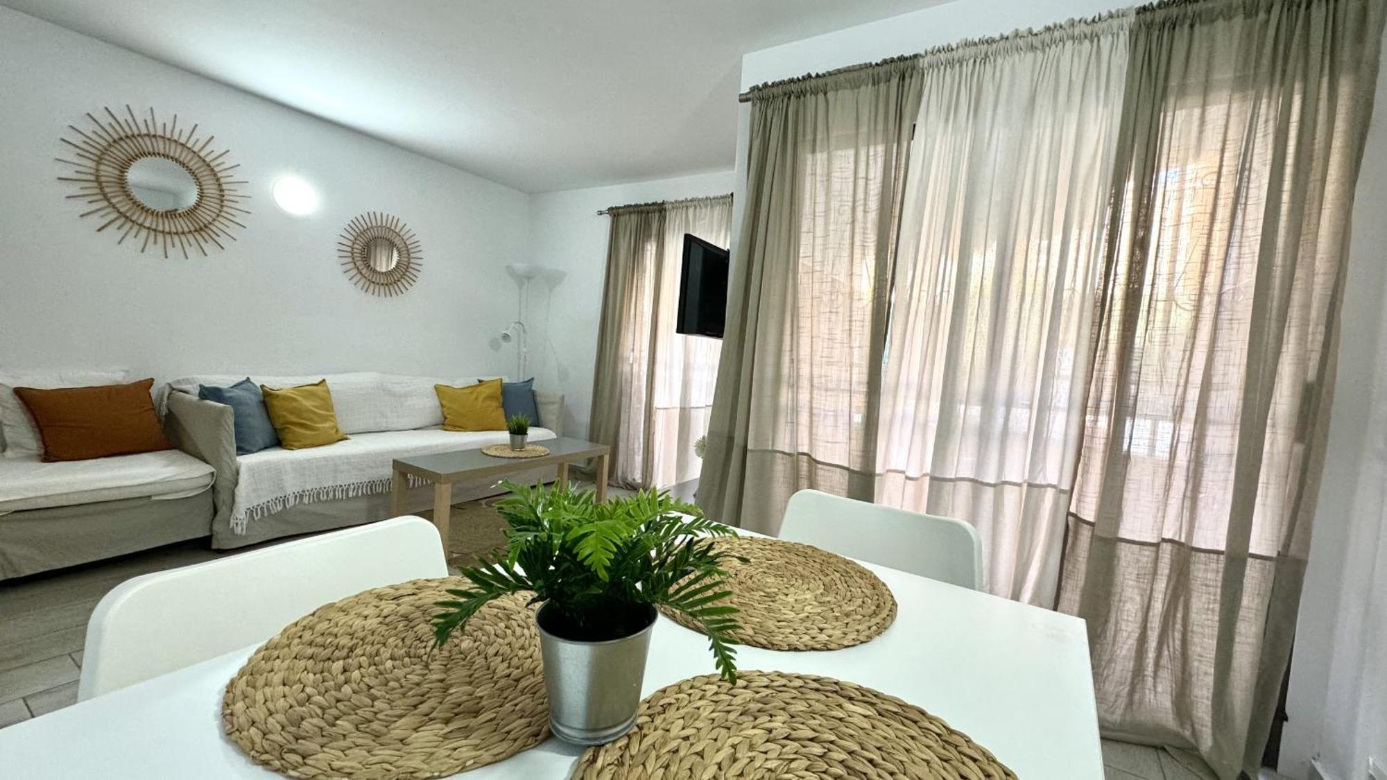 Sur Y Sol Junto Al Mar By Deihu Experiences Appartement Los Cristianos  Buitenkant foto